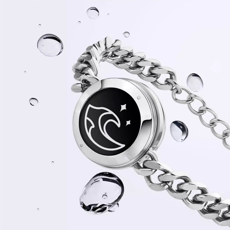 A pair of lover intelligent sensing bracelets